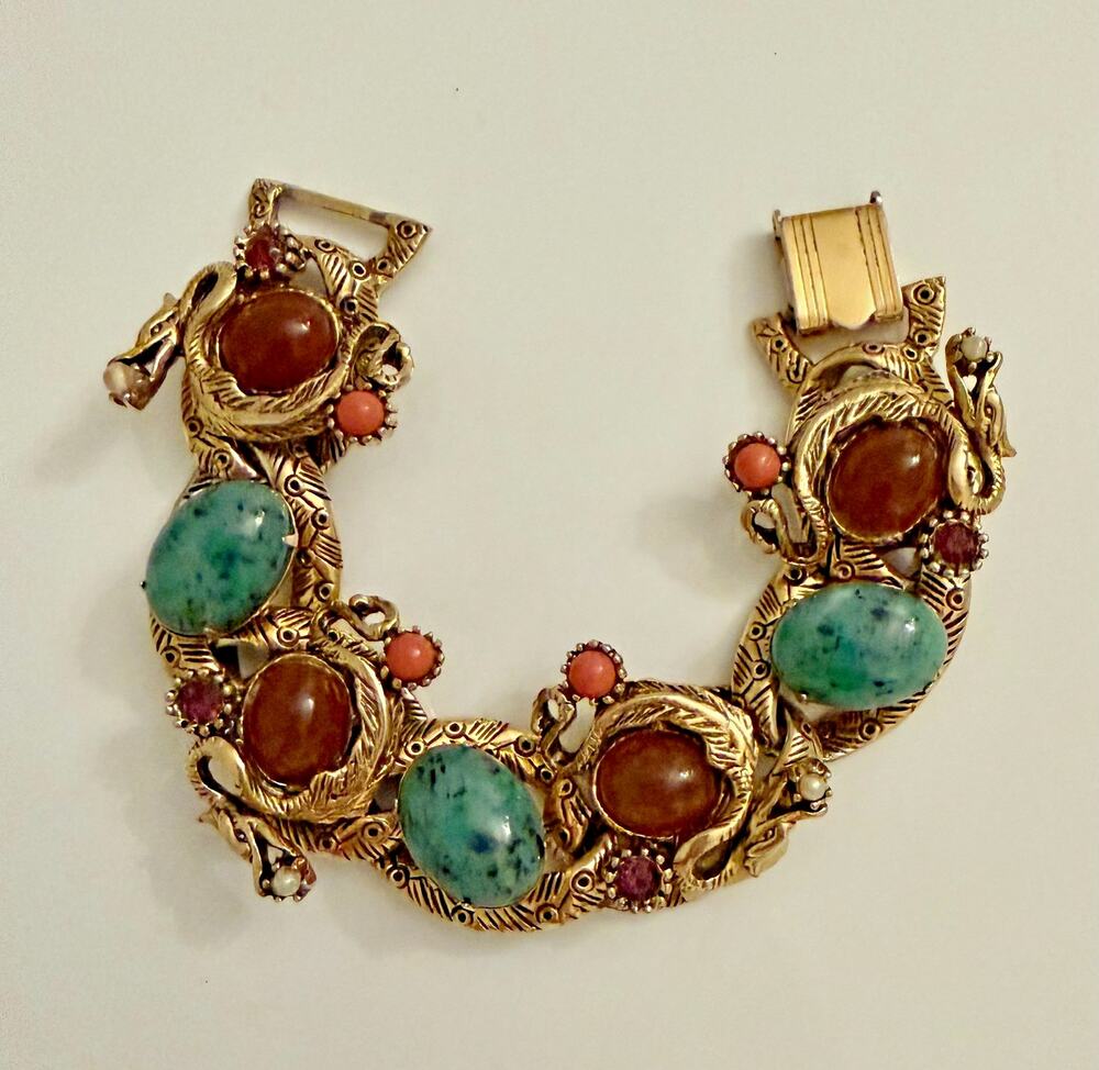 Vtg Selro Selini Dragon & Egg Gold Tone Bracelet